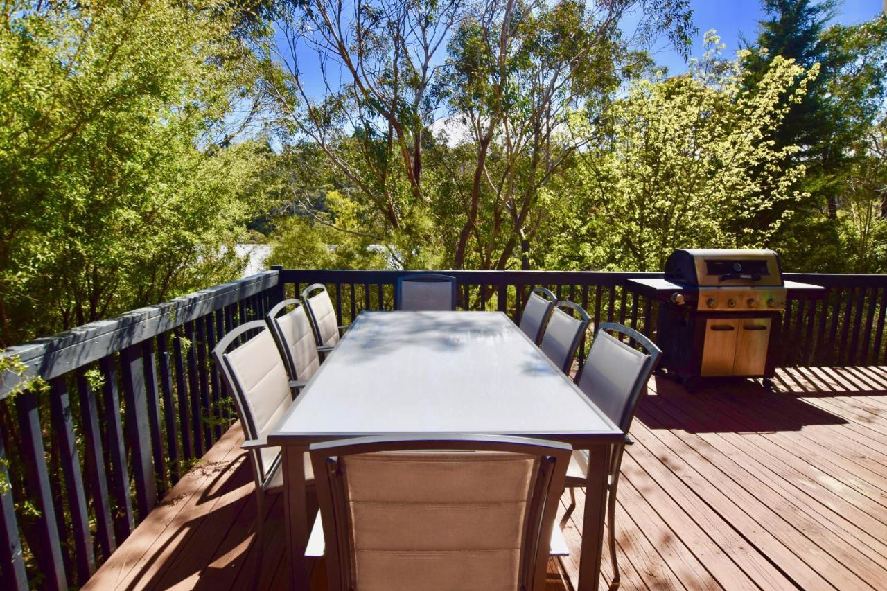 Sublime Cedar Lodge Leura Exterior photo
